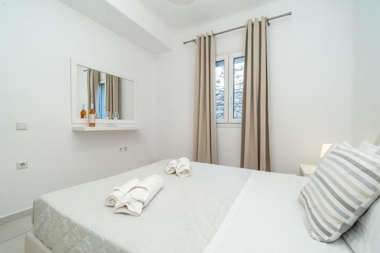 Overview Mykonos Aparthotel